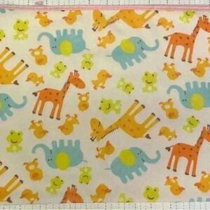 🐥 Like new  double sided infant blanket 20 X 26.